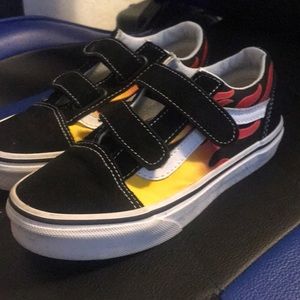Boys flame vans